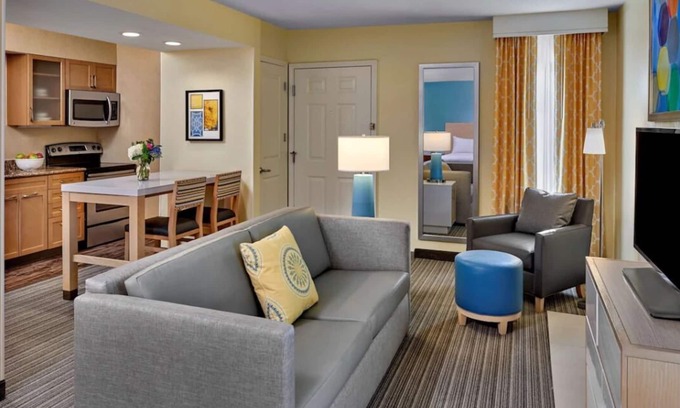 Highland Hills House | Better Choice For Your Vacation! Free Parking, Pets Allowed!