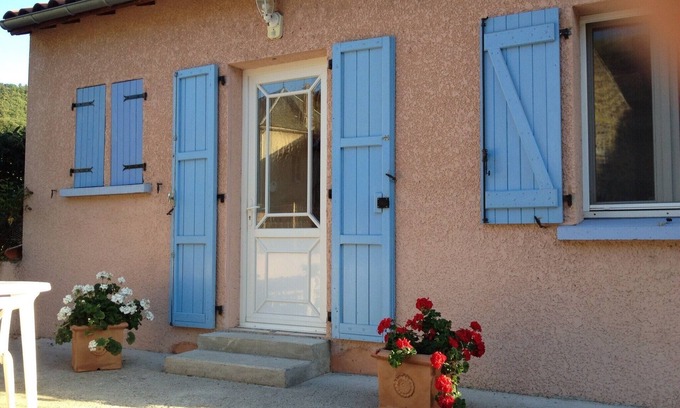 Grenier-Montgon House | Between Blesle, Massiac and Brioude, Independent house 6 people