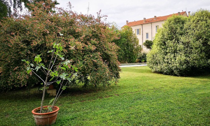 Ales House | Between Cevennes and Sea, town house with garden and swimming pool (6 people)