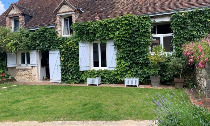 Saint-Claude-de-Diray House | Between Chambord castles, Cheverny and Blois solognote farmhouse on the banks of the Loire