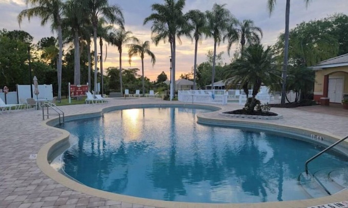 Fedhaven House | Between Disney and Legoland on Lake Marion