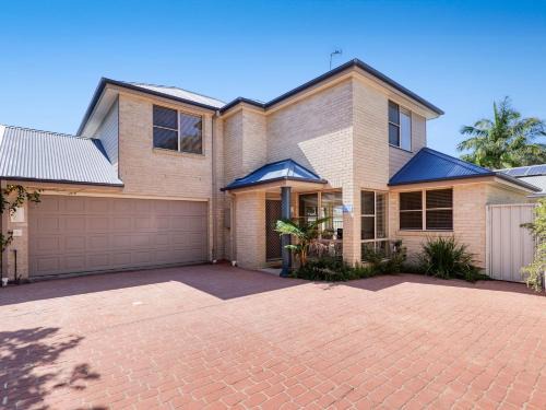 Nelson Bay House | Between the Bays
