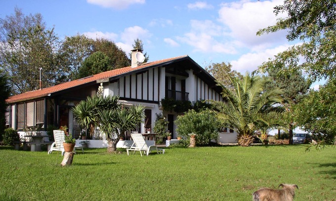 Hasparren House | Between the sea and the mountains