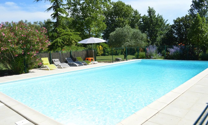 Villesiscle House | Between Toulouse and Carcassonne Holiday home with private swimming pool