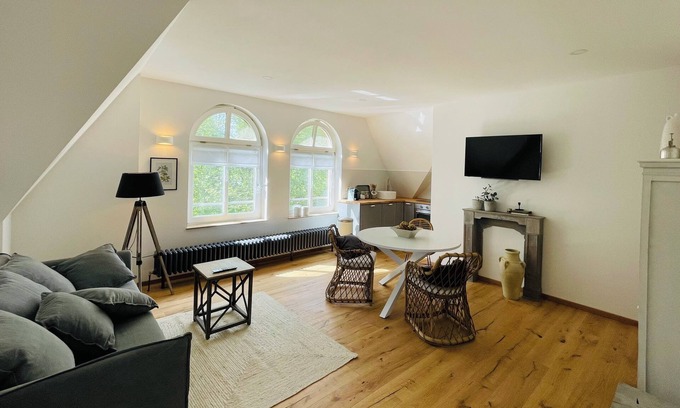 Bad Bevensen Apartment | Bevensen Ferienwohnung Suite 3 Kaiserliche Post -wohnen im Denkmal