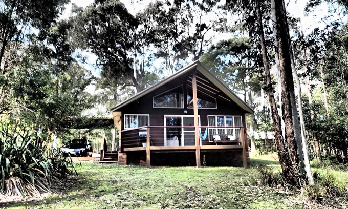 Wandandian Cabin | Bewong River Retreat