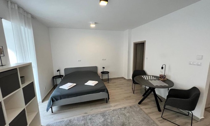 Nepszinhaz negyed Apartment | Bez7 Apartman