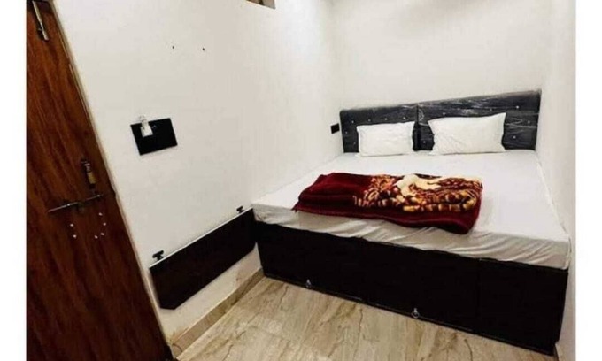 Varanasi Resort | Bholashankara Vasavi Annapurna Satram