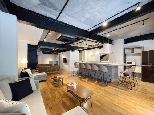 Hatsukaichi Apartment | bHOTEL Kaniwasou 101 1BR good for 10PPL in the scenic Island of Miyajima