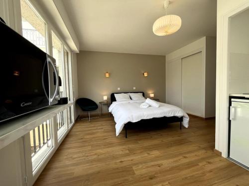 Cazaubon Apartment | Bienvenue à L'Oustalet Studio 2