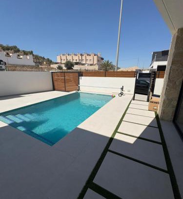 Bigastro House | BIG 3UPPool