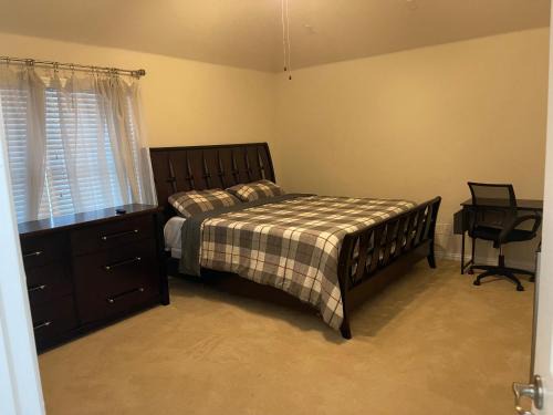 Fort Worth House | Big Chilling Comfort Room