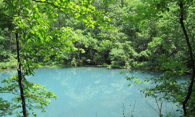 Salem Other | Big Hollow Retreat by the sinking creek