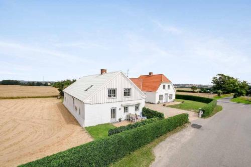 Christiansfeld House | Big house in the countryside near UNESCO city