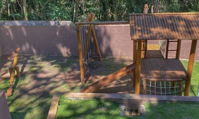 Laranja Azeda House | Big house with pool in Atibaia