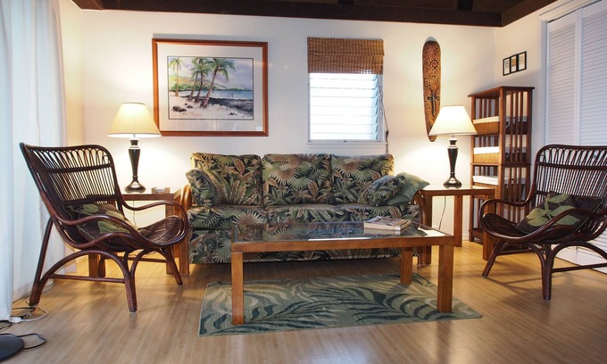 Punaluu Condo | Big Island Vacation Rental (on The Island of Hawaii) at Punaluu Beach