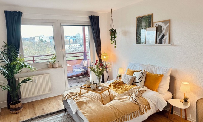 Chemnitz Apartment | BIG Loft I Center I Light