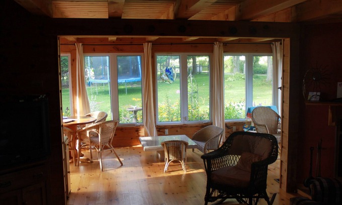 Drummond-North Elmsley Cottage | Big Rideau Lake Experience