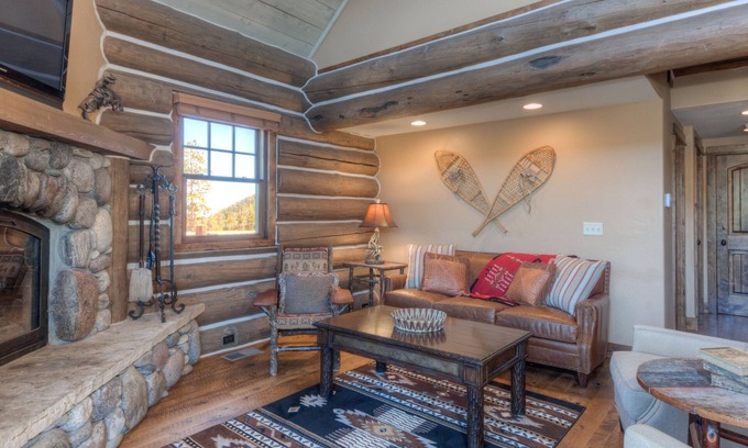 Powder Ridge Cabin | Big Sky Vacation Rentals: PR Manitou 13