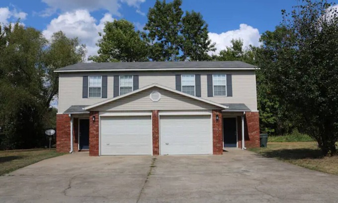 Fayetteville House | Big Time Razorback Moan Place - Centrally Located -1.5miles to Campus