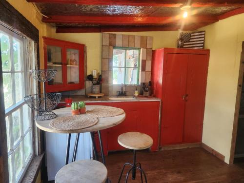 Bandera Other | Bigfoots Bungalow
