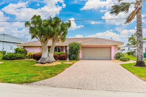 Caloosahatchee House | Bikini Bottom