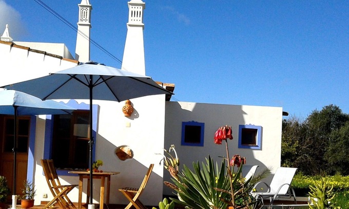 Olhao Apartment | biologically restored, idyllic rural and very close to the sea