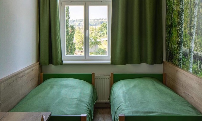 Cossebaude Apartment | Biology cabinet - guest house Dresden - old school Gohlis