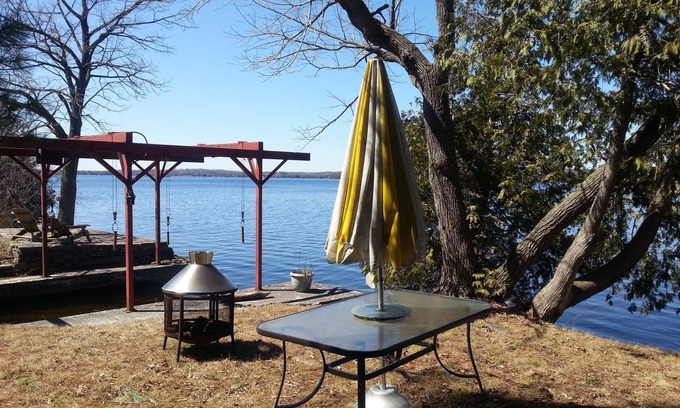 Dunsford Cottage | * Birch Point Villa *