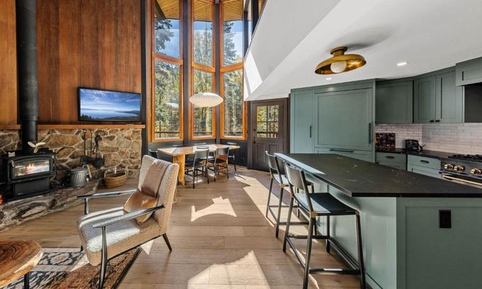 Alpine Meadows House | Birchwood Retreat by Tahoe Getaways - Newly Remodeled Pet Friendly Home in Alpine Meadows with Wood Fireplace, Hot Tub & Ski Shuttle!