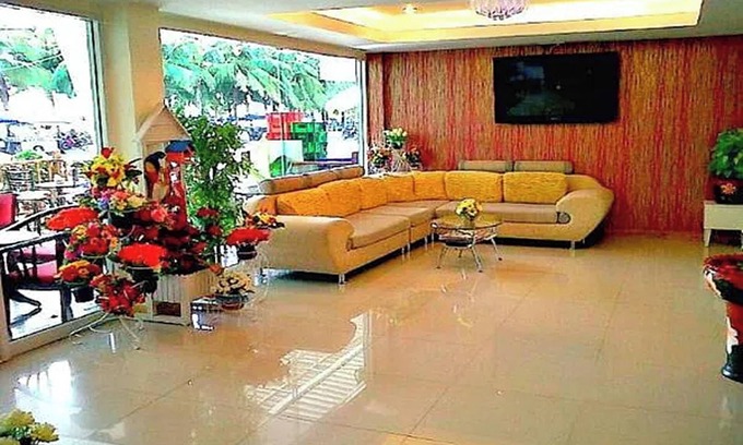Ban Bang Saen Hotel | Bird Hotel