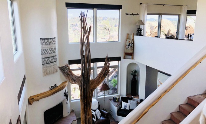 Prescott House | Birds Eye View Stunning & Unique Nest in the granite boulders. Close to Downtown