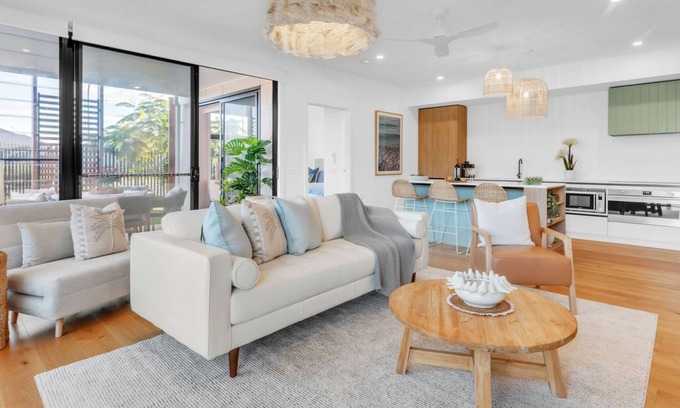 Skennars Head Apartment | Birdsong Beach Retreat