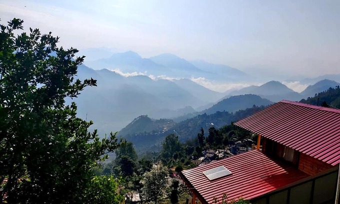 Shivanandi House | Birdsong & Beyond