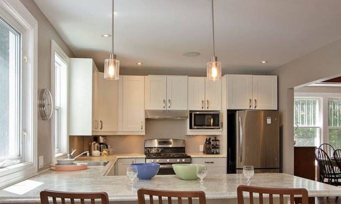 Bayfield Cottage | BirdSong Cottage, 3 Night Min.