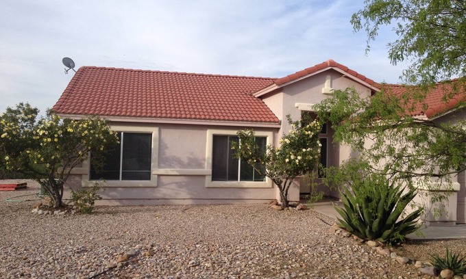 Rio Rico House | Birdwatchers Paradise on 1.5 ac Golfing hiking & More