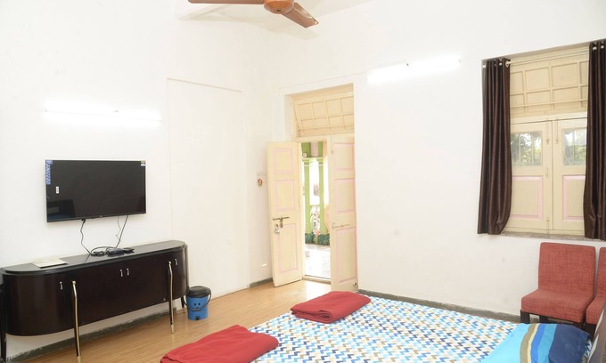 Nashik Road Hotel | Birla Ayurveda Nashik Stay Center