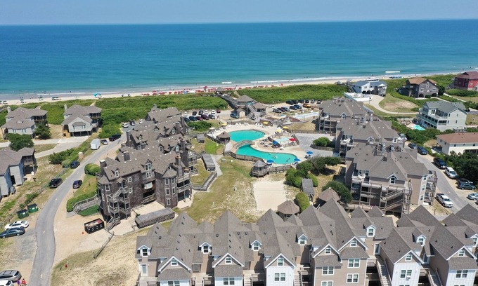Duck Condo | BIS-Duck Resort - 2BR/2BA Ocean View - Great Pools!