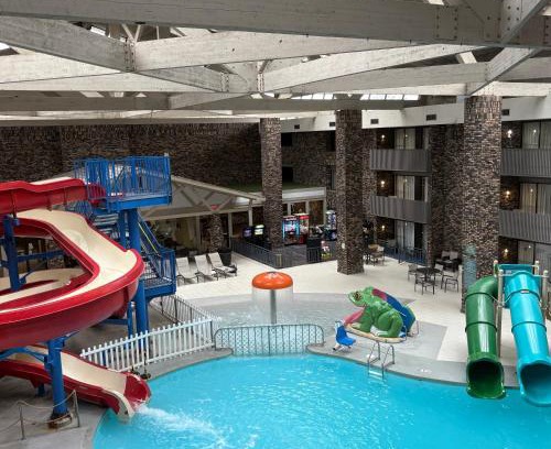 Bismarck Hotel | Bismarck Hotel and Conference Center