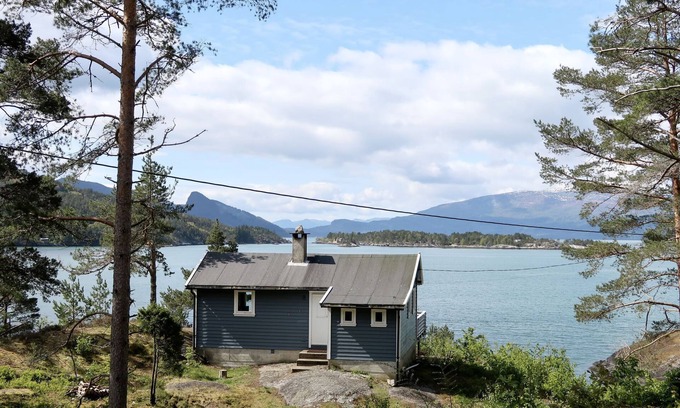 Herand House | Blå Hytte by Interhome