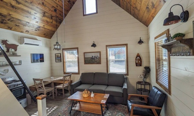 Custer Other | Black Hills Farmhouse, Cabin #3