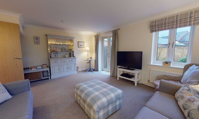 Woodstock Apartment | Blackberry Way Woodstock Holiday Let 2 Beds & Sleeps 4