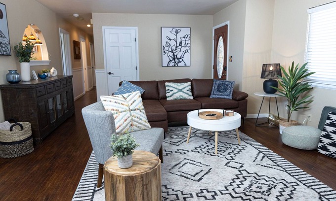 Alamosa House | Blanca Vista Escape-2 Minutes from Alamosa *Free Hot Springs Admission Included*