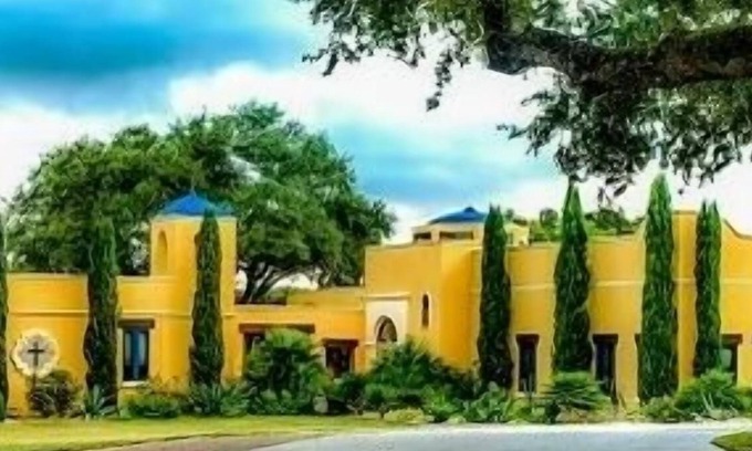 Fischer House | Blanco Rapids Ranch