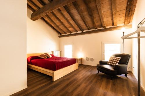 Reggio nell'Emilia Apartment | Blasmatorti Suite