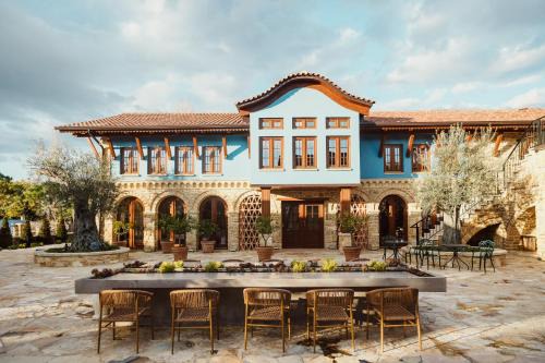Rade Hotel | Blerina's Agritourism Concept