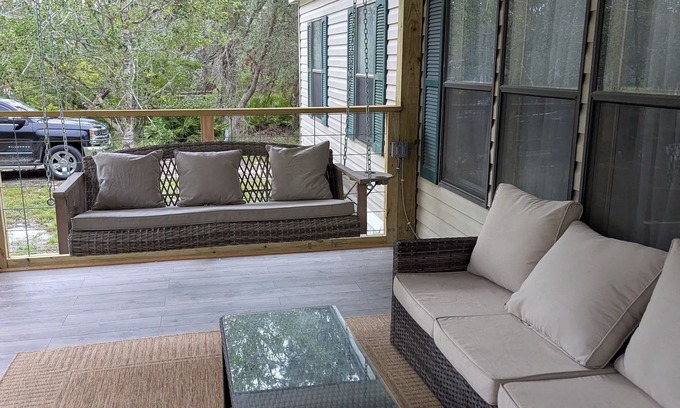 Salem House | Blessing Breeze, sleep in, cast out, live local