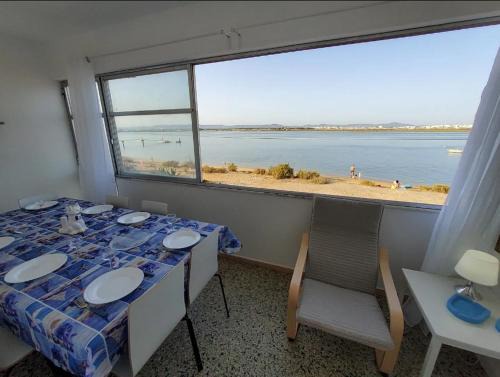 Praia de Faro House | BLife Faya private rooms