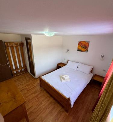 Baia de Fier House | BLIM Restaurant Cazare Sound of Nature