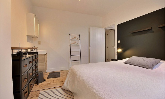 Saint-Laurent Apartment | Blink 7 - 2 bedrooms
